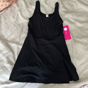 NWT Yogalicious girls athletic dress size L